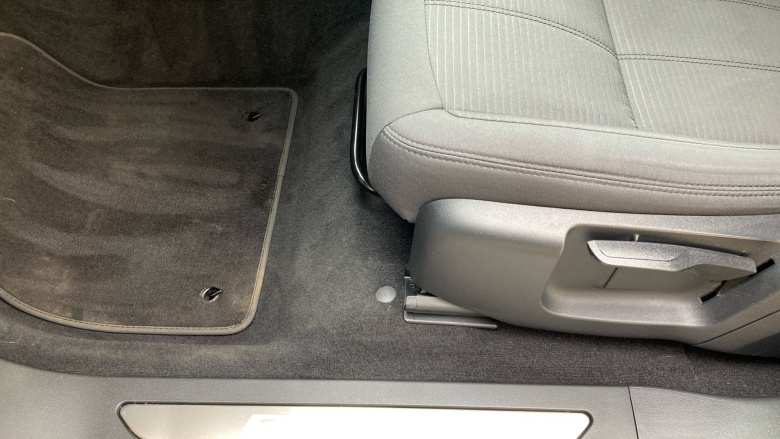 Land Rover Range Rover Evoque 2.0 D165 R-Dynamic 5dr Auto Diesel Hatchback